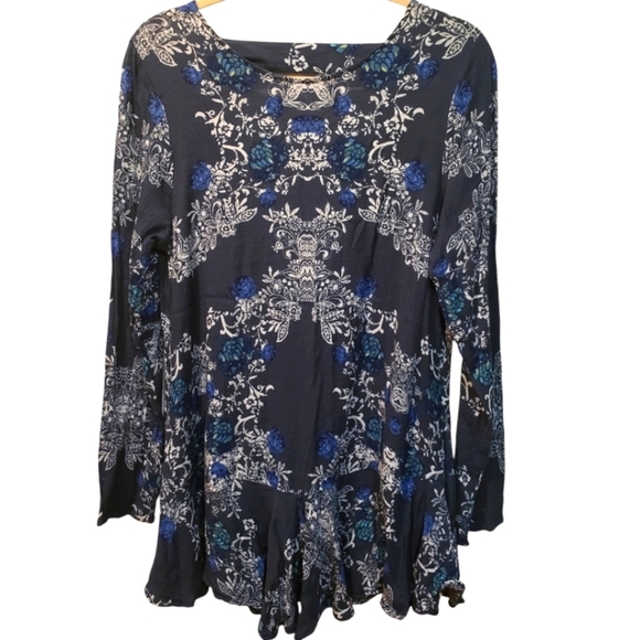 Source Unknown Tops - Floral Patterned Women's Tiered Tunic Top